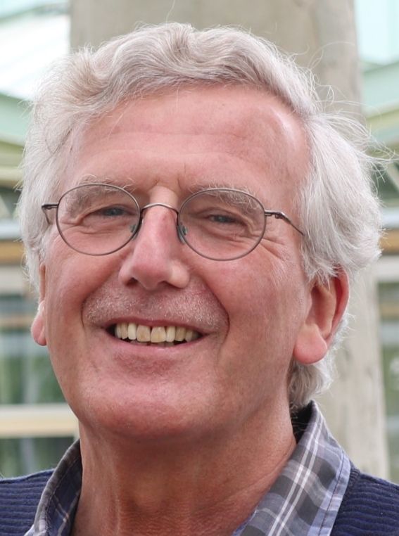 Dr. Romke de Vries